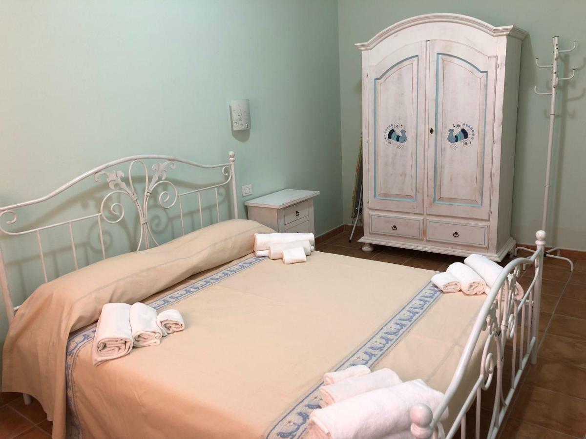 Sa Corti Antiga Apartment SantʼAntìoco 外观 照片